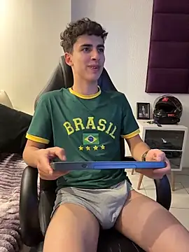 AdrianRinaldi live sex cam