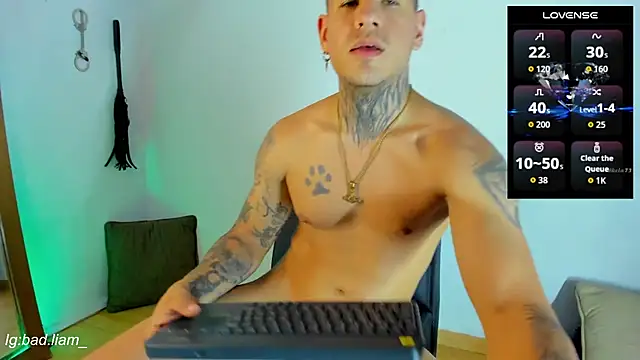 BadLiam_ live sex cam