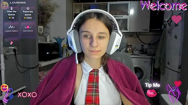 _Nika_Kik live sex cam