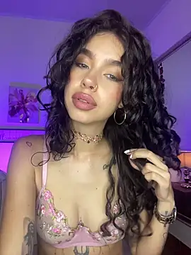 MarianaSnake live sex cam