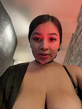 LunaBaker-1 live sex cam