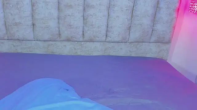 Vicky_Campbell_ live sex cam