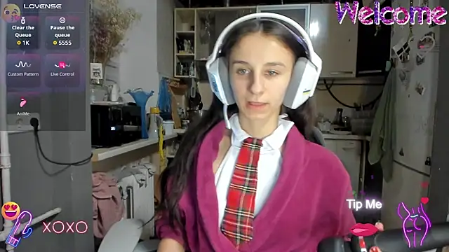 _Nika_Kik live sex cam