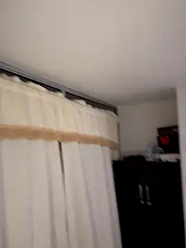 LINDA_PATTY94 live sex cam