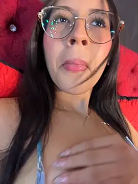 Juanita-Diaz live sex cam