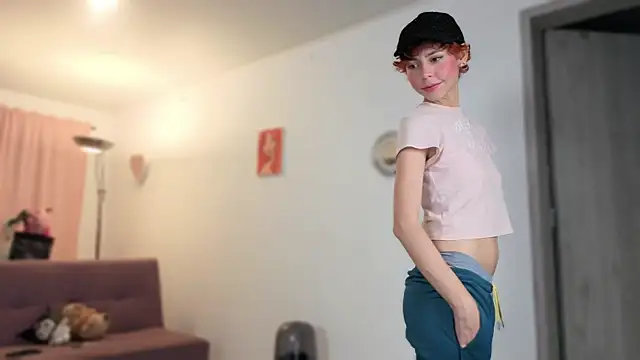 colette_e live sex cam