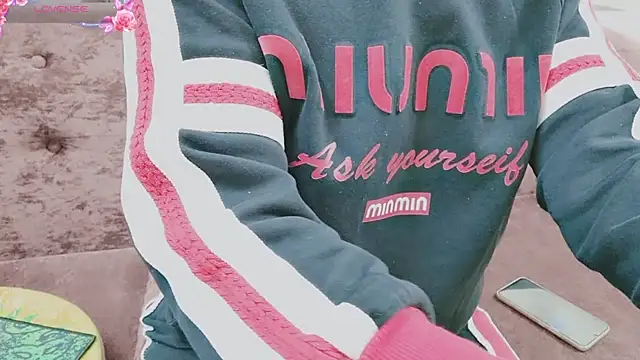 Sophie_Secret live sex cam