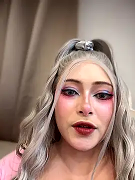 seraphine23 live sex cam