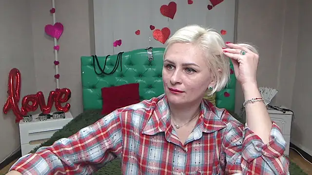 OliviaHorst live sex cam