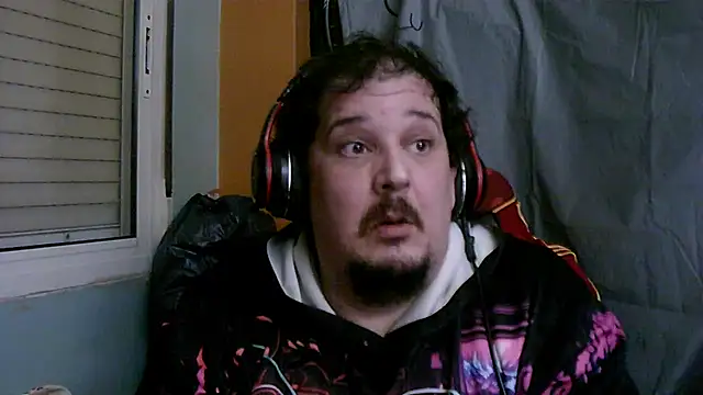 porkorossy live sex cam