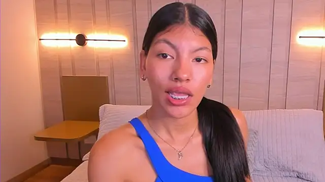 Isabellaroberts1's cam snapshot