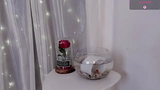 Miss_Charlottet's cam snapshot