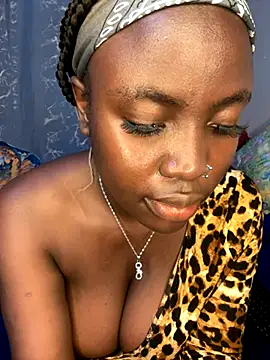 Tushy_baiby2000 live sex cam