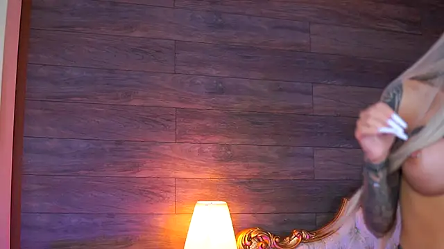 Juicy_Jessye's cam snapshot