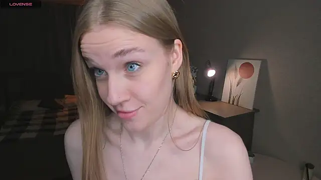 OdellaFrake live sex cam