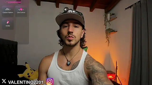 Valentino_Xander live sex cam