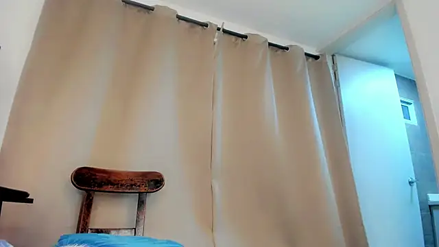 Genesis_Sandoval live sex cam