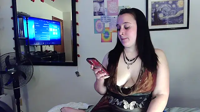 Shadow_Slut live sex cam