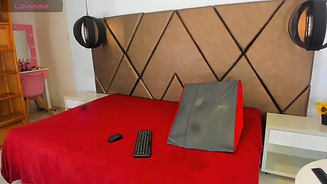 PenelopeGuzman__ live sex cam