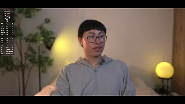 SrLuis18 live sex cam