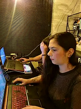 Hey-Hot live sex cam