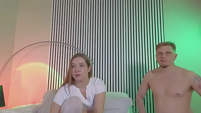Saint_Vicious live sex cam