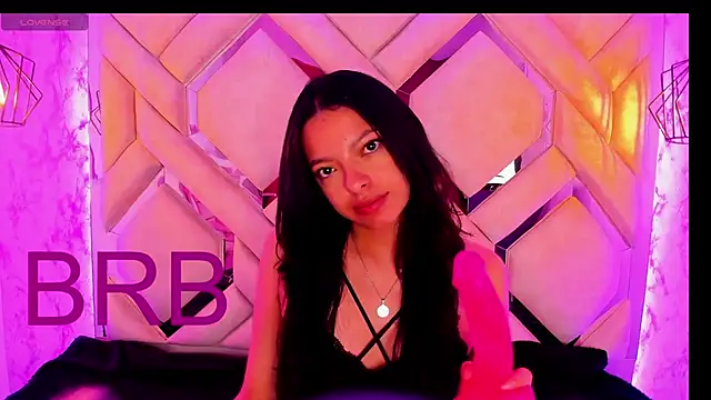 Yanna_pink's cam snapshot