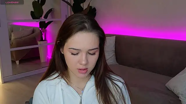 LindaRobertz's cam snapshot