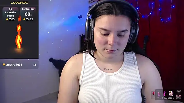 Nika_1_'s cam snapshot