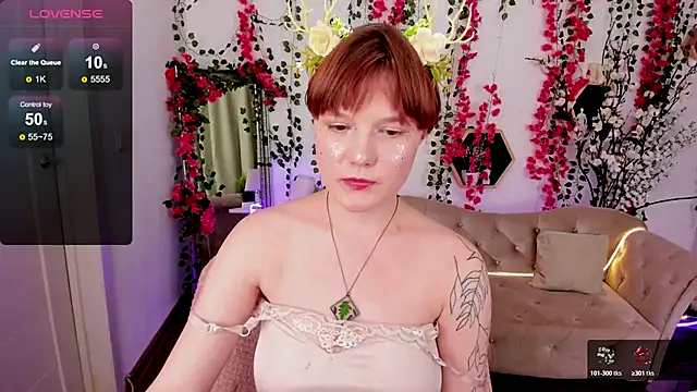 DreamyLuna's cam snapshot