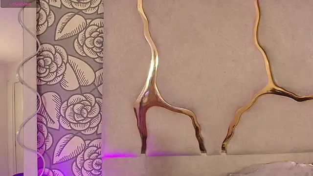 strawberry_tay1's cam snapshot