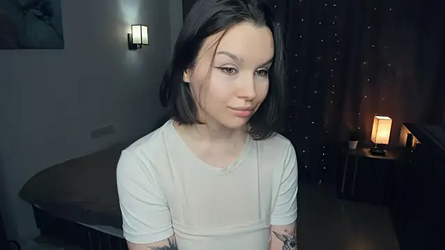 IrmgardBuzard's cam snapshot