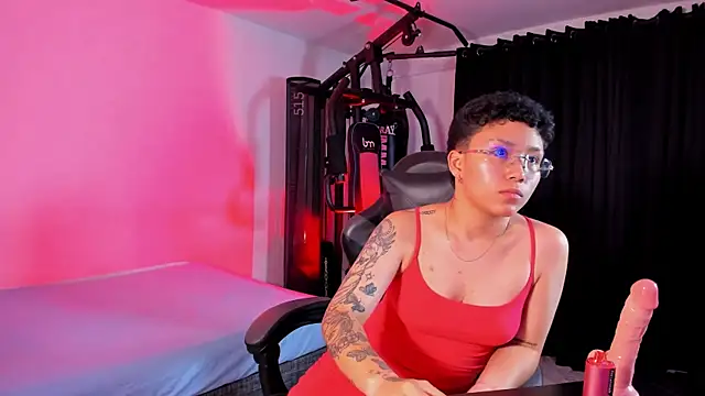 KoraMoon_'s cam snapshot