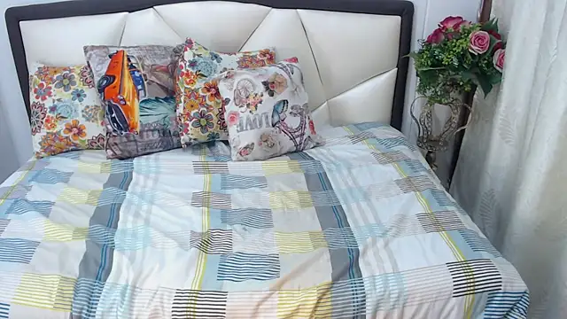 Fresiita_cute live sex cam