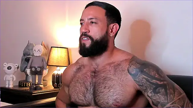 BradLeon_'s cam snapshot