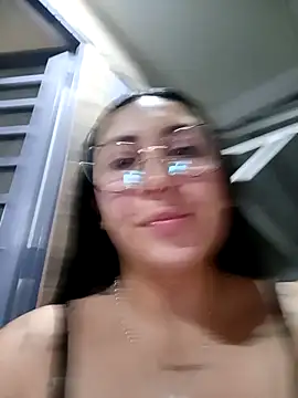 You-kitty2025's cam snapshot