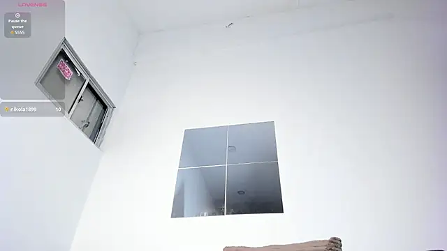 vainilla_whisper's cam snapshot