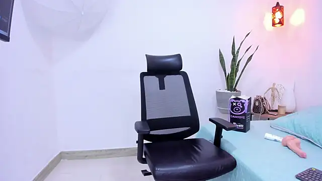 Soffiegrey's cam snapshot