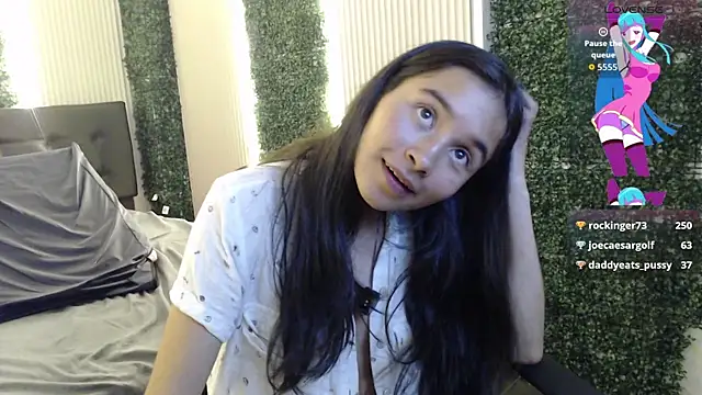 bunnywhite21's cam snapshot