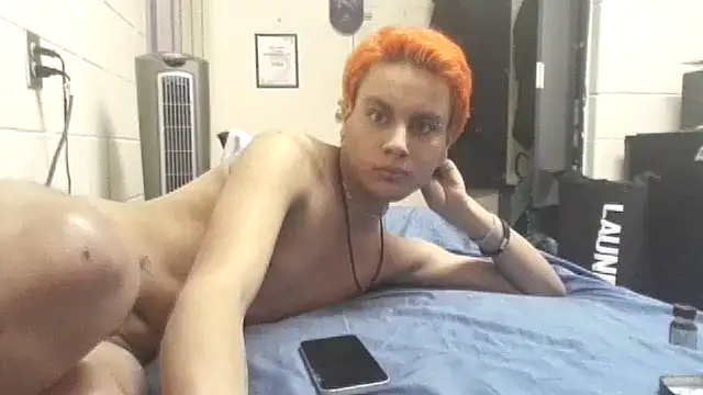 ultrasky220 live sex cam