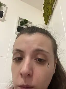 bunnythetailor's cam snapshot