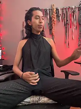 MadamLeRouge live sex cam