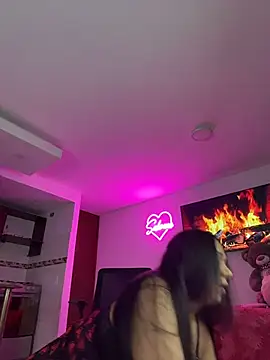 BitchySalome live sex cam