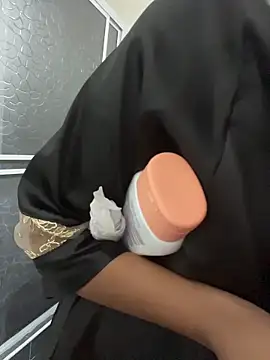 EMILIIA_RICHTER__'s cam snapshot