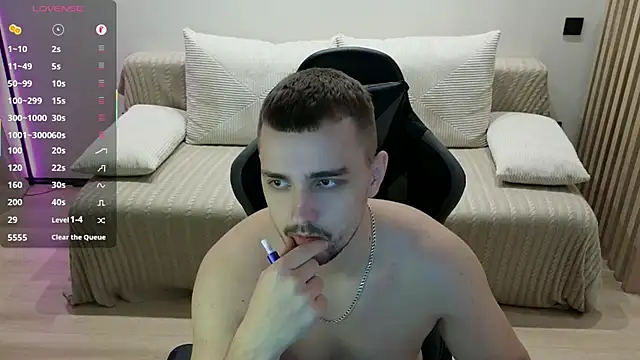 Larstar01 live sex cam