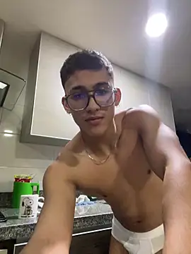 SalvadorFit live sex cam