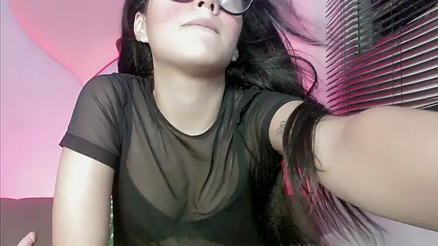 mishel_hott's cam snapshot