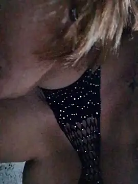 BIADELICIA1's cam snapshot