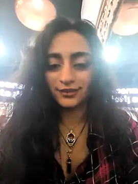 Lila_Desiree live sex cam