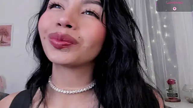 Miss_Charlottet's cam snapshot